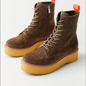 Urban Outfitters suede Gemma utility boot Olive